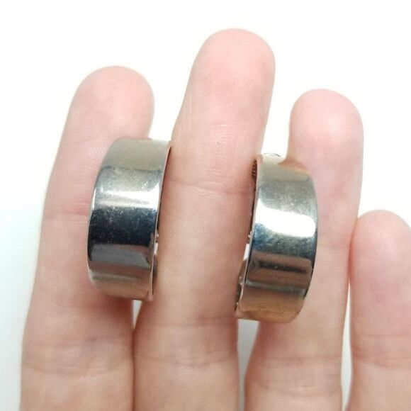 Vintage Wide Hoop Clip On Earrings, Classic Polished Metal Design, Retro Estate - Picture 1 of 6